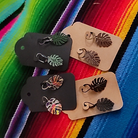Handmade Metal Montera Leaf Earrings - Picture 1 of 5